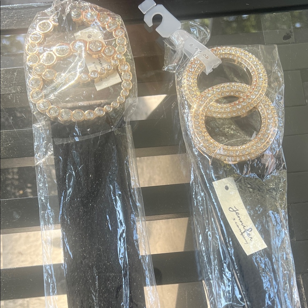 Elegant Black Belt with Gold Embellishments
